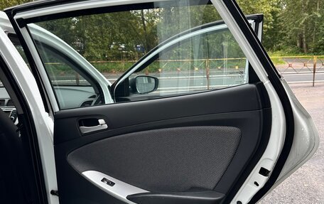 Hyundai Solaris II рестайлинг, 2013 год, 810 000 рублей, 21 фотография
