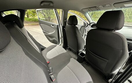 Hyundai Solaris II рестайлинг, 2013 год, 810 000 рублей, 17 фотография