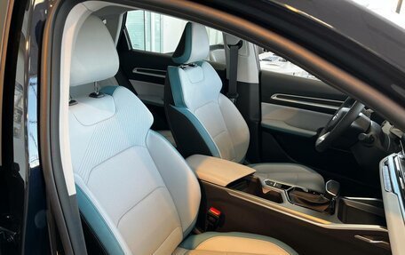Geely Emgrand, 2024 год, 2 637 351 рублей, 16 фотография