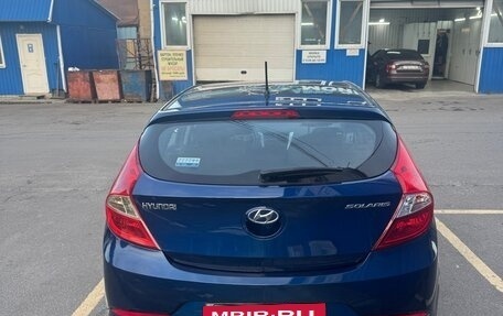 Hyundai Solaris II рестайлинг, 2015 год, 970 000 рублей, 2 фотография