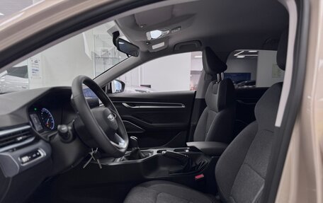 Geely Emgrand, 2025 год, 2 393 990 рублей, 9 фотография