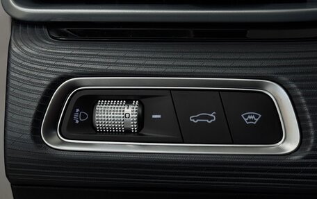 Geely Emgrand, 2025 год, 2 393 990 рублей, 24 фотография