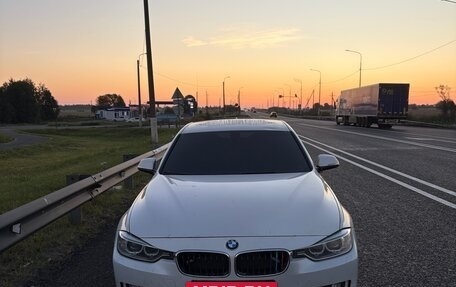 BMW 3 серия, 2013 год, 1 250 000 рублей, 3 фотография