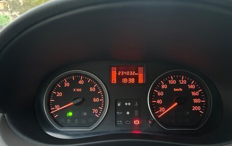 Renault Logan I, 2011 год, 12 фотография