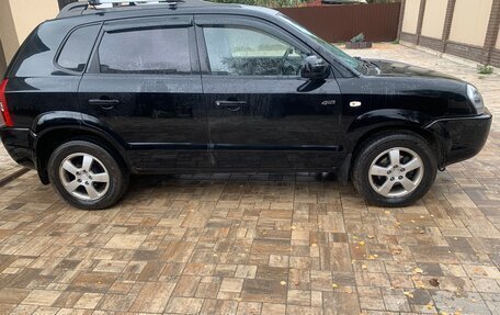 Hyundai Tucson III, 2006 год, 690 000 рублей, 2 фотография