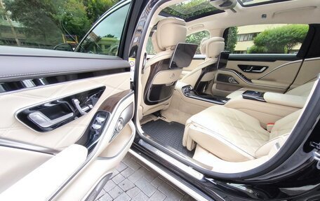 Mercedes-Benz Maybach S-Класс, 2021 год, 17 000 000 рублей, 10 фотография
