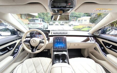 Mercedes-Benz Maybach S-Класс, 2021 год, 17 000 000 рублей, 13 фотография