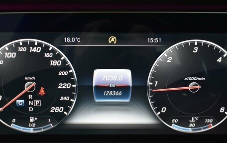 Mercedes-Benz E-Класс, 2017 год, 3 170 000 рублей, 17 фотография