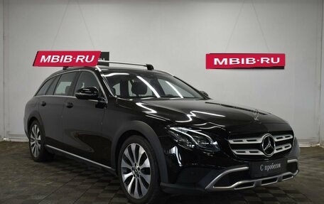 Mercedes-Benz E-Класс, 2017 год, 3 170 000 рублей, 3 фотография