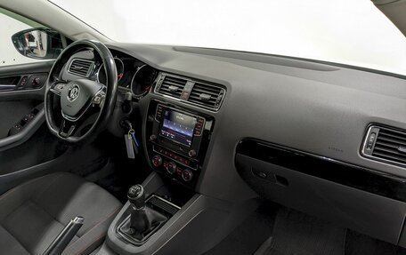 Volkswagen Jetta VI, 2017 год, 1 140 000 рублей, 19 фотография