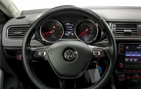 Volkswagen Jetta VI, 2017 год, 1 140 000 рублей, 24 фотография