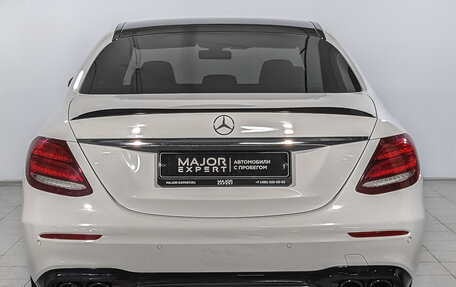 Mercedes-Benz E-Класс, 2020 год, 4 415 000 рублей, 6 фотография