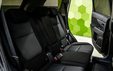Mitsubishi Outlander III рестайлинг 3, 2015 год, 1 750 000 рублей, 13 фотография