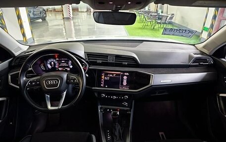 Audi Q3, 2021 год, 2 700 000 рублей, 14 фотография