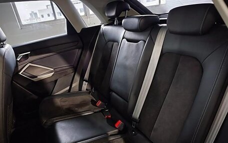 Audi Q3, 2021 год, 2 700 000 рублей, 24 фотография