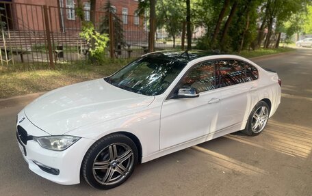 BMW 3 серия, 2012 год, 1 500 000 рублей, 9 фотография