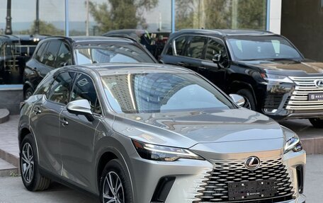 Lexus RX IV рестайлинг, 2025 год, 7 790 000 рублей, 6 фотография