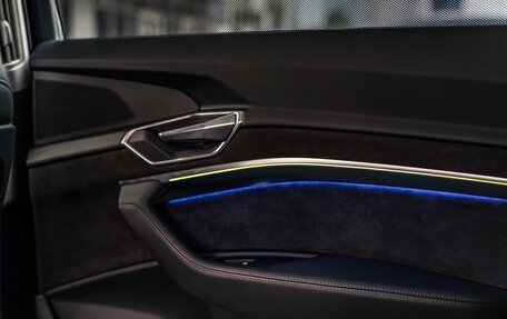 Audi e-tron I, 2019 год, 3 484 000 рублей, 13 фотография