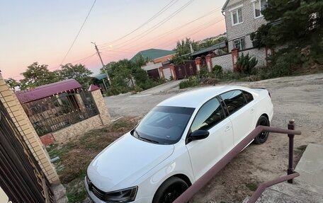 Volkswagen Jetta VI, 2012 год, 980 000 рублей, 1 фотография