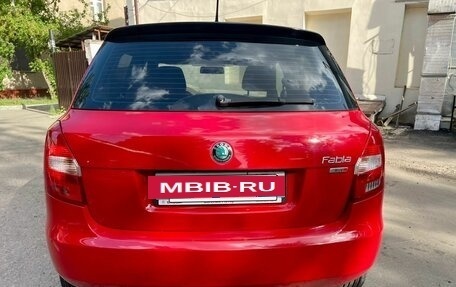 Skoda Fabia II, 2012 год, 590 000 рублей, 3 фотография