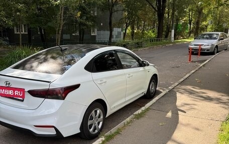 Hyundai Solaris II рестайлинг, 2018 год, 800 000 рублей, 5 фотография
