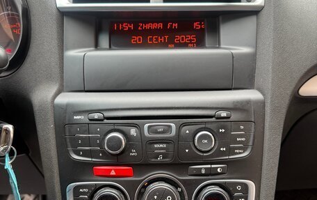 Citroen C4 II рестайлинг, 2015 год, 750 000 рублей, 12 фотография