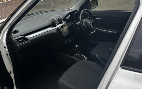Suzuki Swift V, 2020 год, 1 390 000 рублей, 13 фотография