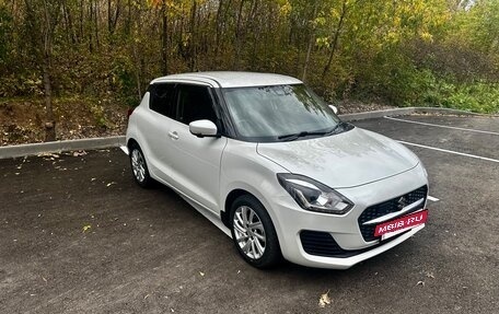 Suzuki Swift V, 2020 год, 1 390 000 рублей, 9 фотография