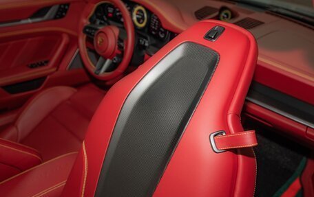 Porsche 911, 2022 год, 25 350 000 рублей, 14 фотография