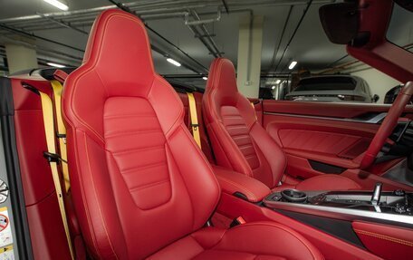 Porsche 911, 2022 год, 25 350 000 рублей, 13 фотография