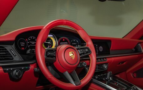 Porsche 911, 2022 год, 25 350 000 рублей, 27 фотография