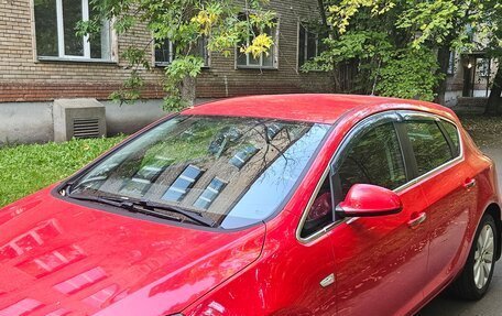 Opel Astra J, 2013 год, 1 000 000 рублей, 1 фотография