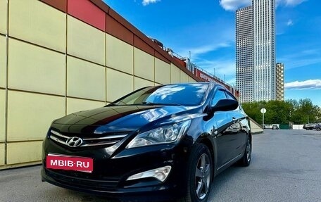 Hyundai Solaris II рестайлинг, 2015 год, 1 080 000 рублей, 1 фотография