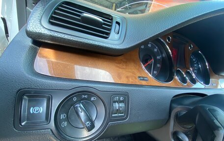 Volkswagen Passat B6, 2006 год, 560 000 рублей, 11 фотография