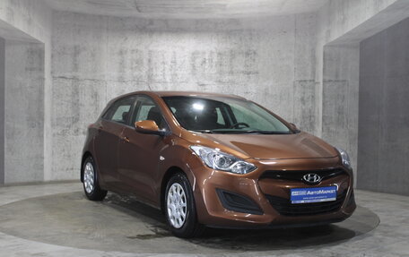 Hyundai i30 II рестайлинг, 2013 год, 925 000 рублей, 3 фотография