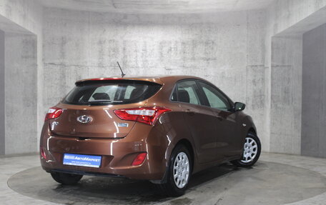Hyundai i30 II рестайлинг, 2013 год, 925 000 рублей, 6 фотография