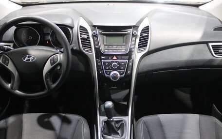 Hyundai i30 II рестайлинг, 2013 год, 925 000 рублей, 9 фотография