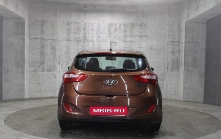 Hyundai i30 II рестайлинг, 2013 год, 925 000 рублей, 7 фотография