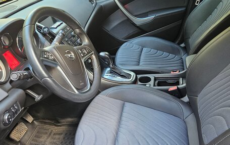 Opel Astra J, 2013 год, 1 000 000 рублей, 13 фотография