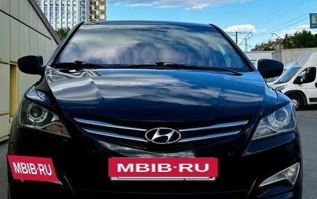 Hyundai Solaris II рестайлинг, 2015 год, 1 080 000 рублей, 3 фотография