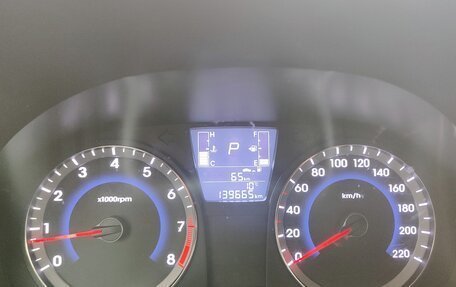 Hyundai Solaris II рестайлинг, 2015 год, 1 080 000 рублей, 15 фотография