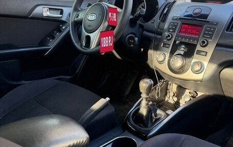 KIA Cerato III, 2010 год, 800 000 рублей, 10 фотография