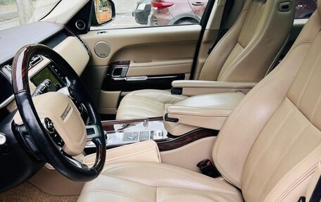 Land Rover Range Rover IV рестайлинг, 2013 год, 3 600 000 рублей, 13 фотография
