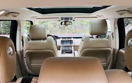 Land Rover Range Rover IV рестайлинг, 2013 год, 3 600 000 рублей, 18 фотография