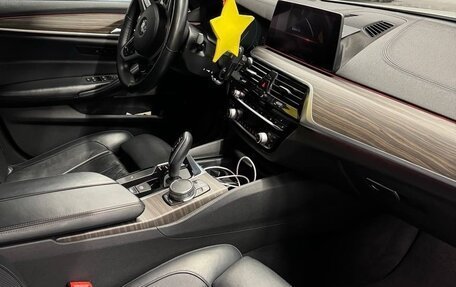 BMW 5 серия, 2019 год, 4 300 000 рублей, 5 фотография