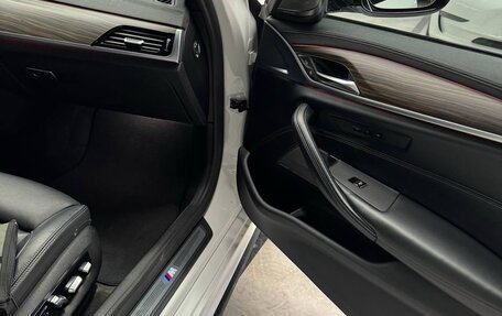 BMW 5 серия, 2019 год, 4 300 000 рублей, 9 фотография
