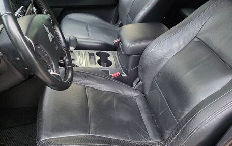 Mitsubishi Pajero IV, 2010 год, 1 930 000 рублей, 9 фотография