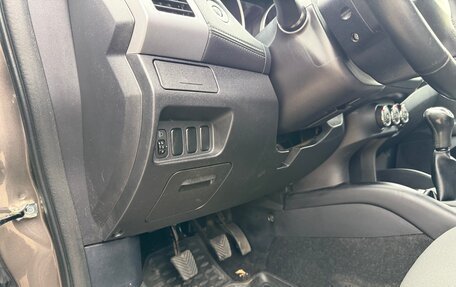Mitsubishi Outlander III рестайлинг 3, 2011 год, 1 050 000 рублей, 12 фотография