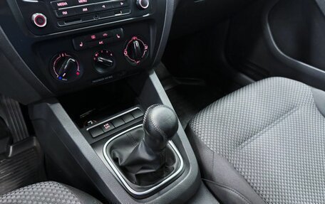 Volkswagen Jetta VI, 2014 год, 1 267 000 рублей, 18 фотография