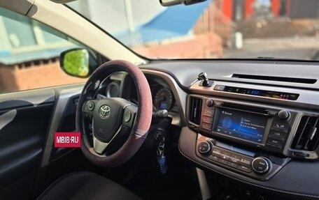 Toyota RAV4, 2014 год, 1 800 000 рублей, 6 фотография